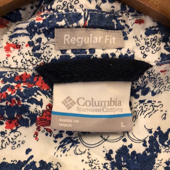 Columbia Short Sleeve Button Up - Picture 5 of 5